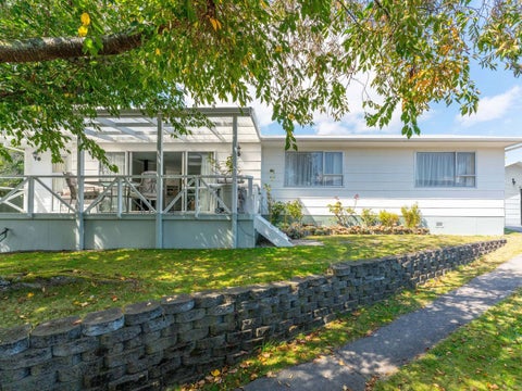 16 Ferney Place, Richmond Heights, Taupo