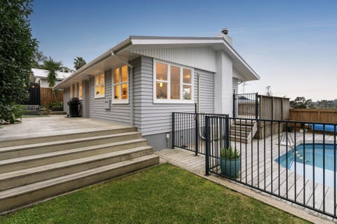 28 Japonica Drive, Beach Haven, Auckland