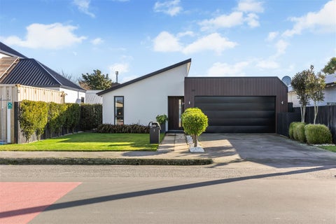 1 McFaddens Road, St Albans, Christchurch