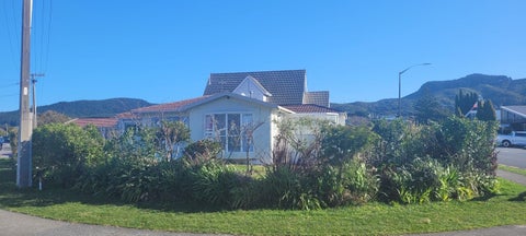 28 Cambridge Street, Tawa, Wellington