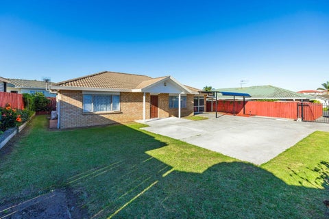 39A Robert Skelton Place, Clendon Park, Auckland