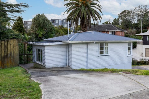 17 Hutchinson Avenue, New Lynn, Auckland