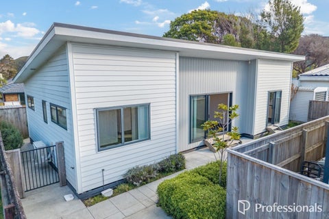 15A Burden Avenue, Wainuiomata, Lower Hutt