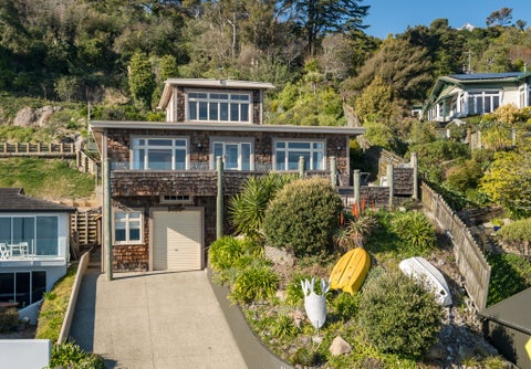 547 Rocks Road, Moana, Nelson