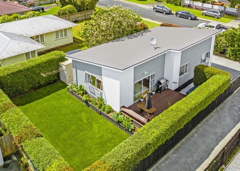 30 Waipani Road, Te Atatu Peninsula, Auckland