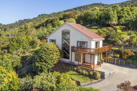 67 Manapouri Street, Ravensbourne, Dunedin