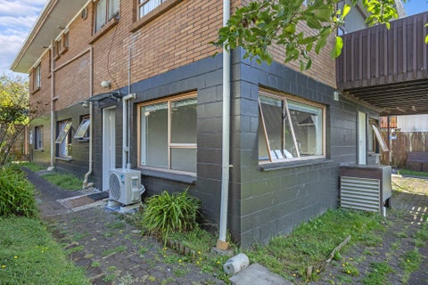 24 Dallas Place, New Windsor, Auckland