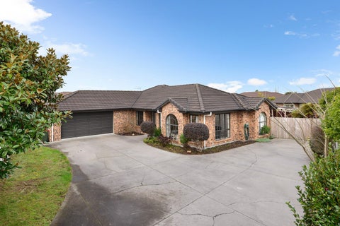 56 Farringdon Avenue, Rototuna North, Hamilton