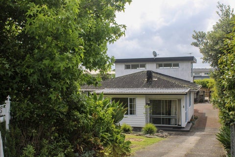 5 Sullivan Avenue, Mangere Bridge, Auckland