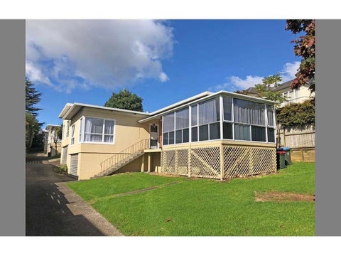 1/28 Armadale Road, Remuera, Auckland