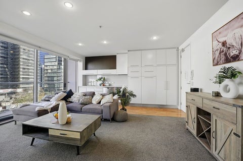 2/602 Beach Road, Rothesay Bay, Auckland