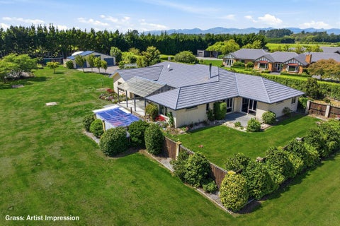32 Devine Drive, Christchurch