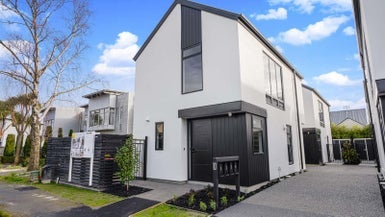 4/10 Brockworth Place, Riccarton, Christchurch