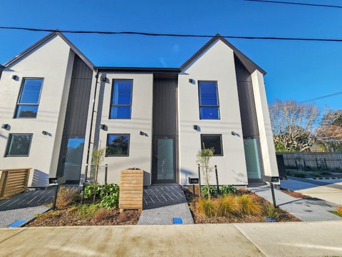 2/130 Cambridge Terrace, Fairfield, Lower Hutt