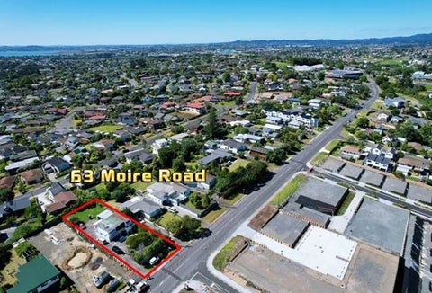 63 MOIRE RD, Massey, Auckland
