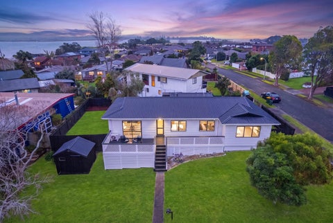 1 Dalmahoy Place, Wattle Downs, Auckland