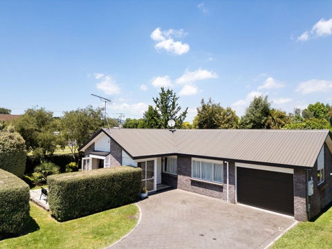 54 Browning Street, Leamington, Cambridge