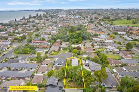 7 Manuka Street, Orewa, Orewa