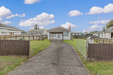 134 Settlement Road, Papakura, Papakura