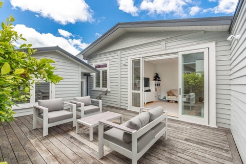 136 Queen Street, Northcote Point, Auckland