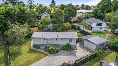 7 Elizabeth Drive, West Harbour, Auckland