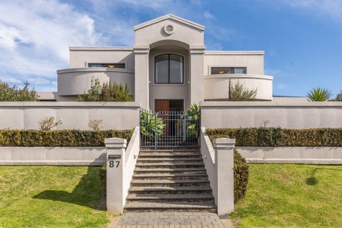 87 Milne Drive, Paraparaumu