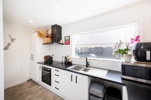 16 Thomson Street, West End, Palmerston North