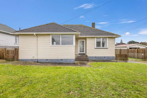 12 Mcguire Street, Hawera