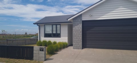 18 Anchor Crescent, Papamoa