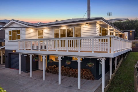 2/41 Hastings Road, Mairangi Bay, Auckland