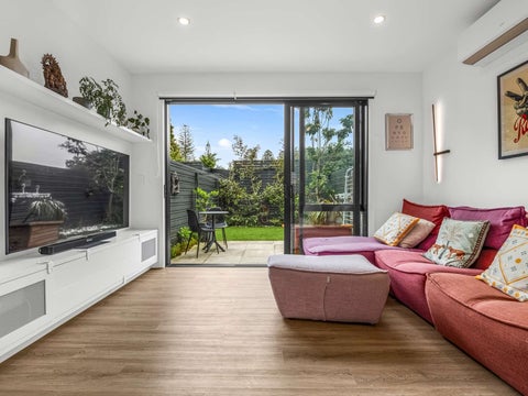 5/32 Leybourne Circle, Glen Innes, Auckland