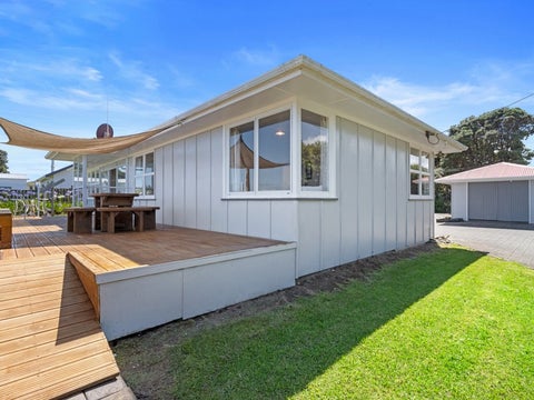 41A Aria Terrace, Mōkau