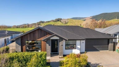 89 Daelyn Drive, Richmond, Richmond