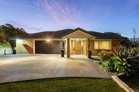 36 Urumaraki Avenue, Helensville, Helensville