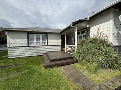 30 Lyndhurst Street, Takaro, Palmerston North