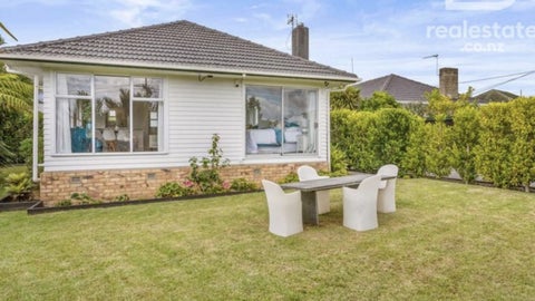 51 Waipani Road, Te Atatu Peninsula, Auckland