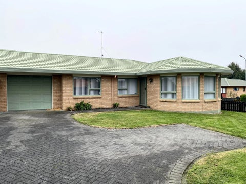 2/7 Bella Villa Drive, Waiuku, Waiuku