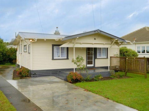 35 Claude Street, Fairfield, Hamilton