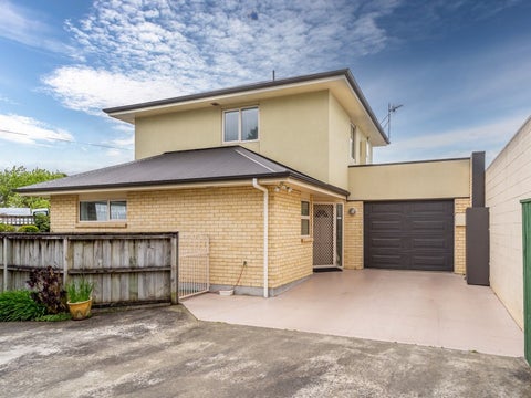 42A Cambridge Terrace, Masterton