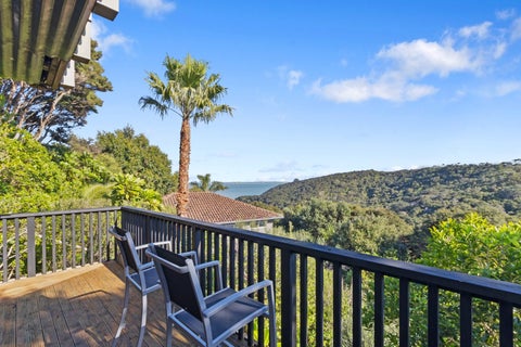 30 Okoka Road, Omiha, Waiheke Island