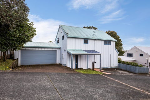 9/485 Don Buck Road, Massey, Auckland