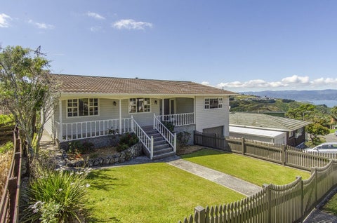 42 John Sims Drive, Broadmeadows, Wellington