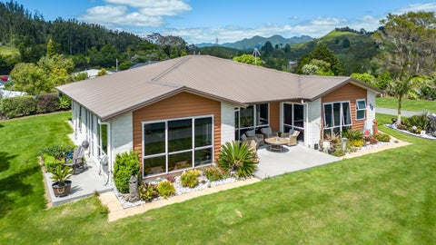 13 Titoki Lane, Whangamatā