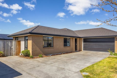 12 Courtfield Close, Parklands, Christchurch