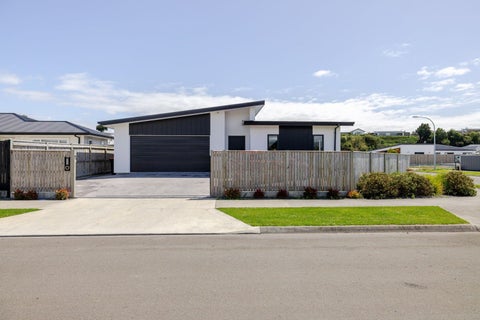 77 Freedom Drive, Kelvin Grove, Palmerston North