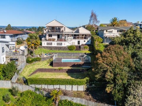 29 Townhead Crescent, Bethlehem, Tauranga