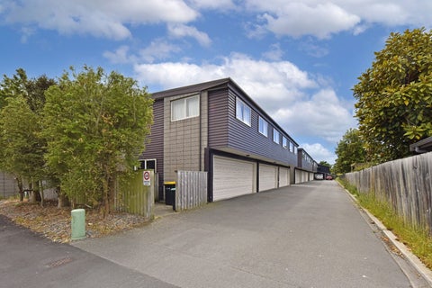 2/24 Whitmore Street, Edgeware, Christchurch