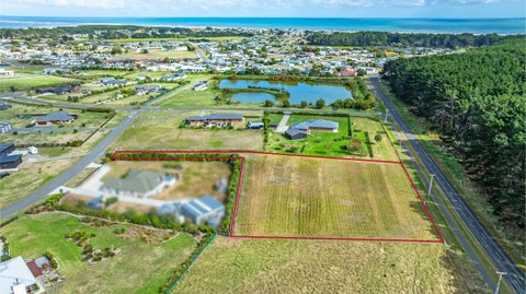 3 Carex Grove, Foxton Beach, Foxton