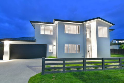 18 Flavell Drive, Orewa, Orewa