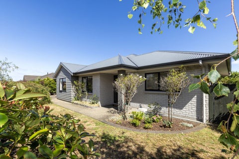 7 Manhattan Court, Paraparaumu Beach, Paraparaumu